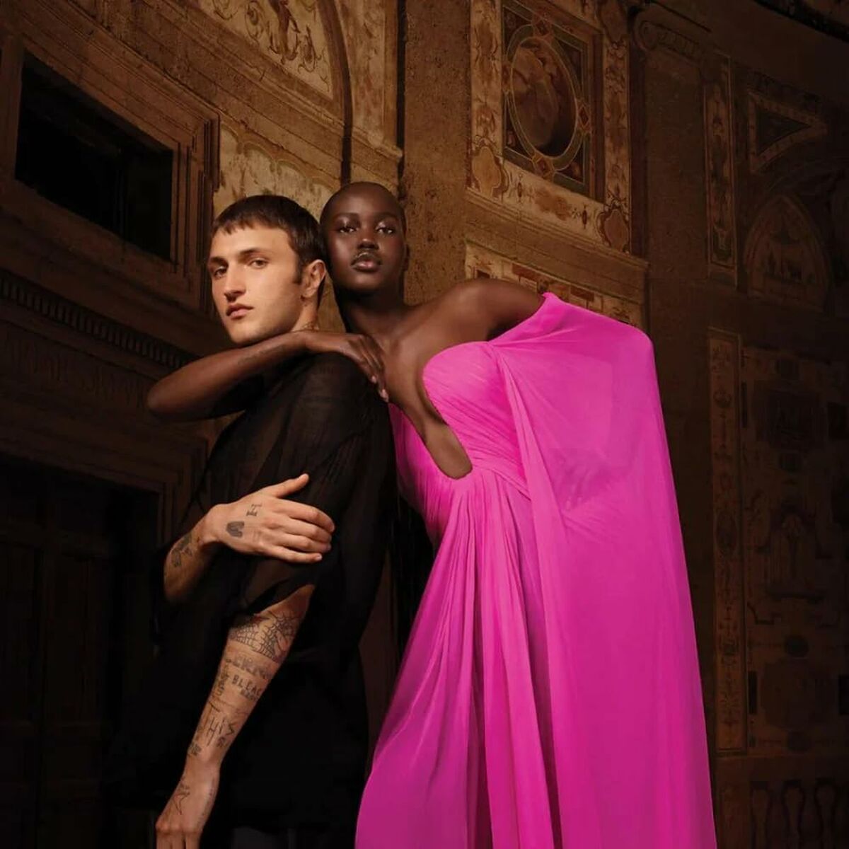 V2HE41F252296E67A0C40F4ABB119949662R5936523P5