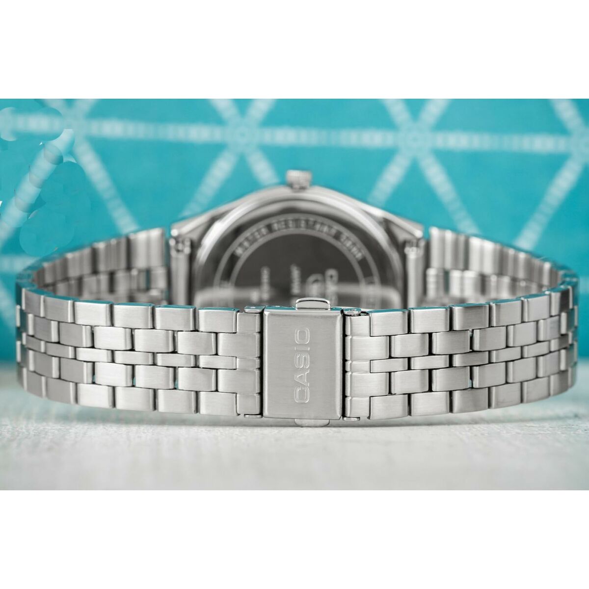 V6HFF6A28402E64C26477DF5FD93938733DR6907731P2