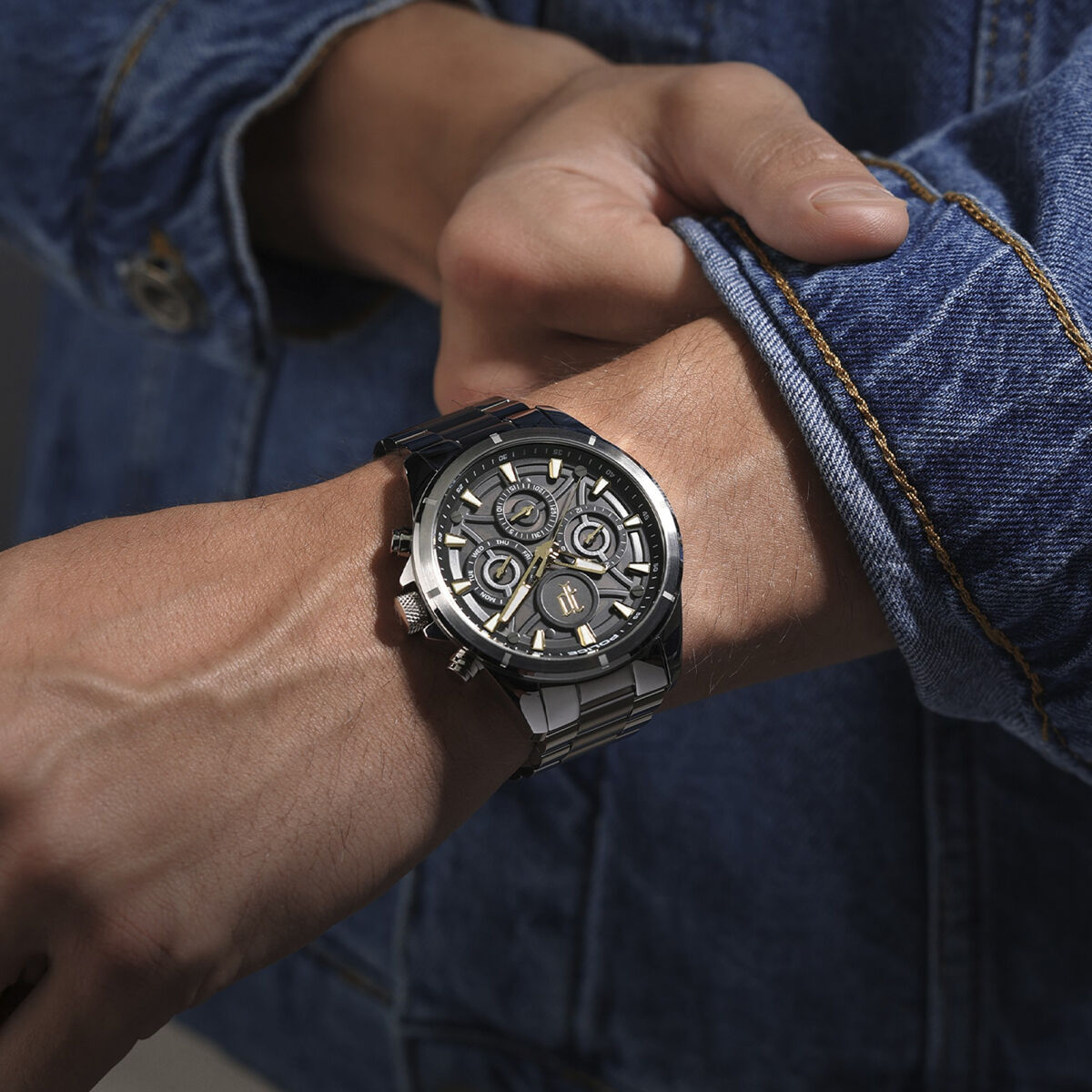 V2HC54861F333A8D54E5C0596C23B7B0EB6R7488763P5