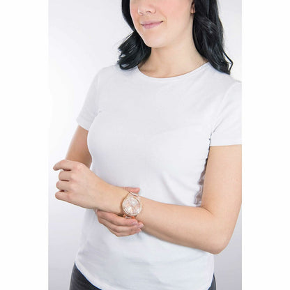 V5HFA6E51340627C76875578D208D6F7732R6445002P9