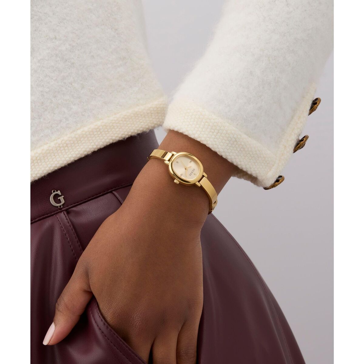 V4H417170102DB9E279F076DA4A3610D70BR7469773P7