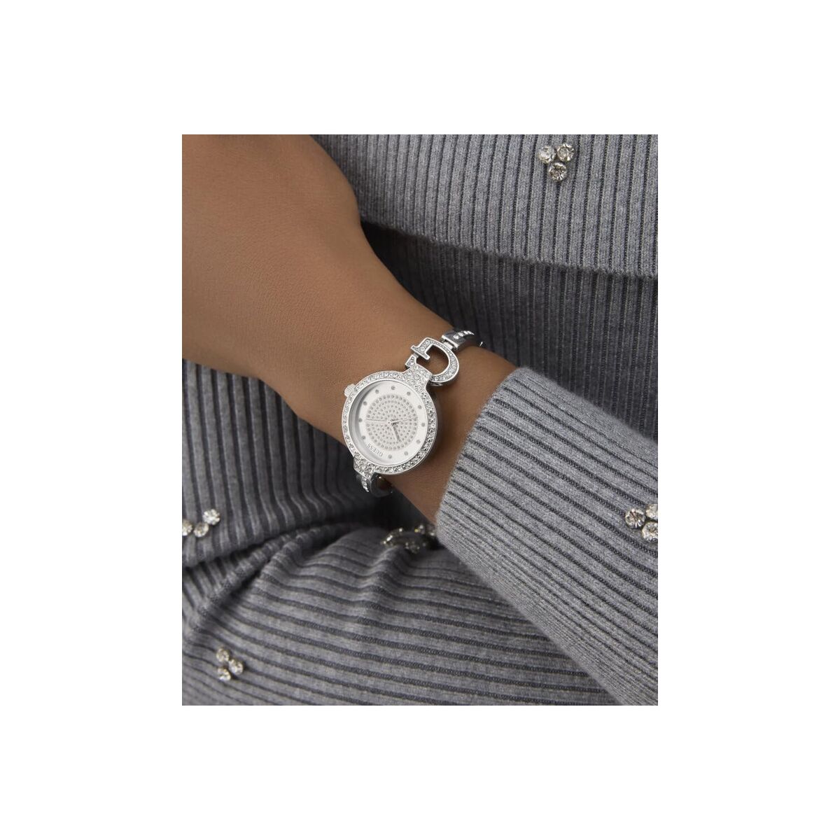 V4HB93A6AE63240DB2E5CDC9B8784BC99FFR7469113P5