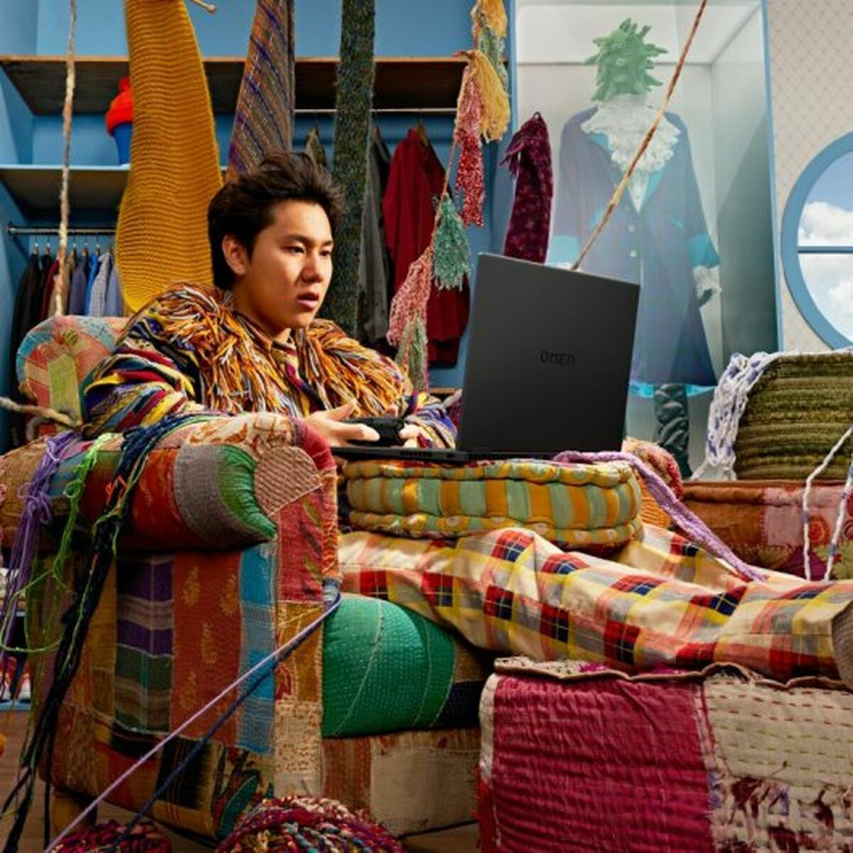 V2H827D1EB834A86A851B26B645F741BDC9R5996533P7