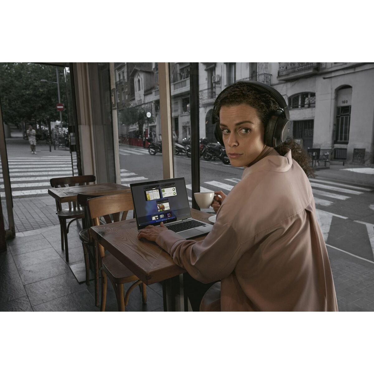 V5HEAE26FC2E09F50F60C0033FB12E9162BR6512282P8