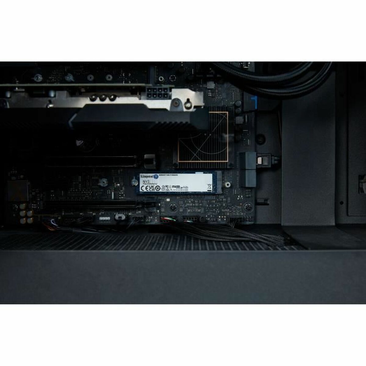 V2H732E08DB143F35F5B7B96EE9A65EEE0AR7070849P8