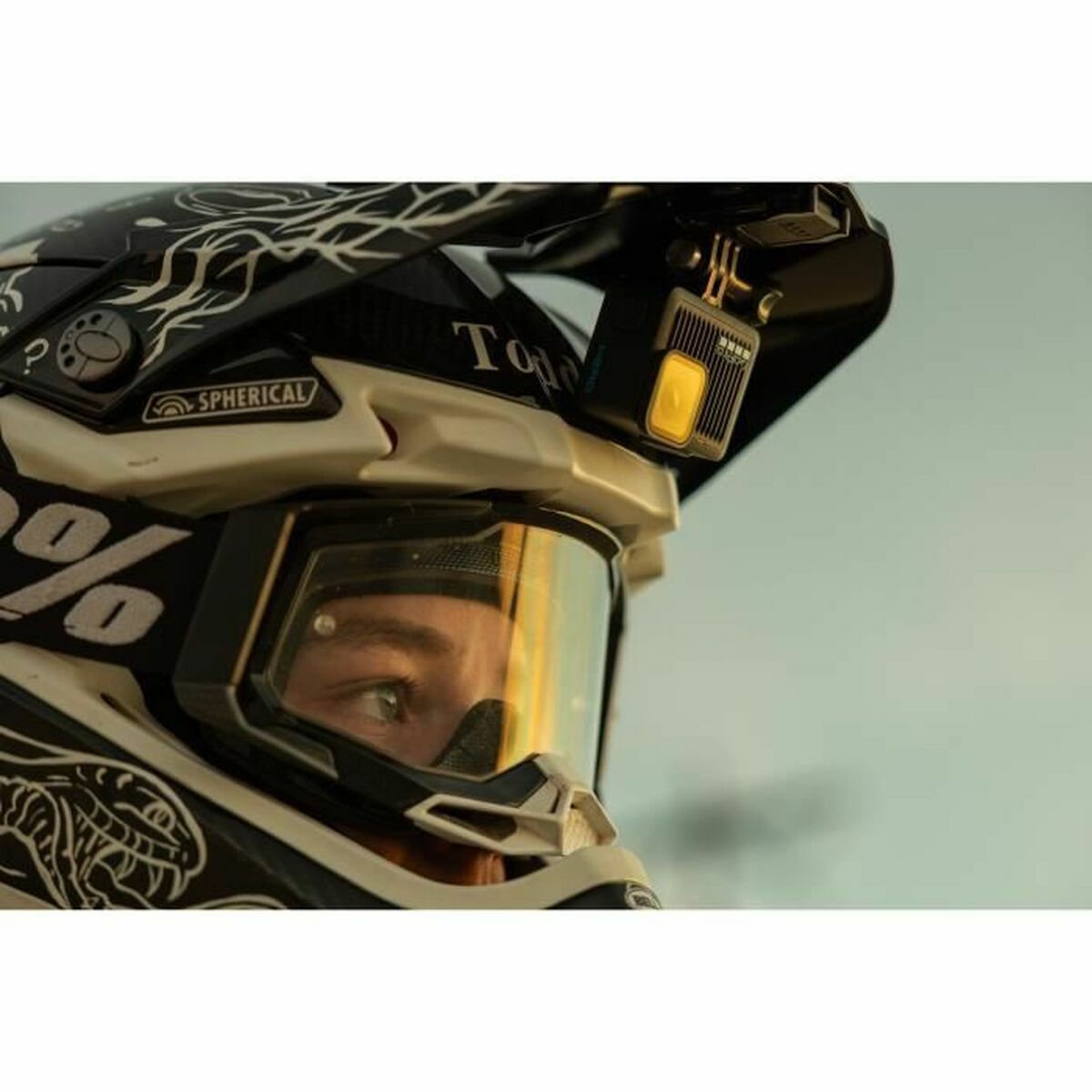 V2H316C3A742C7DDFE5EF5DFB9393950618R6981372P4