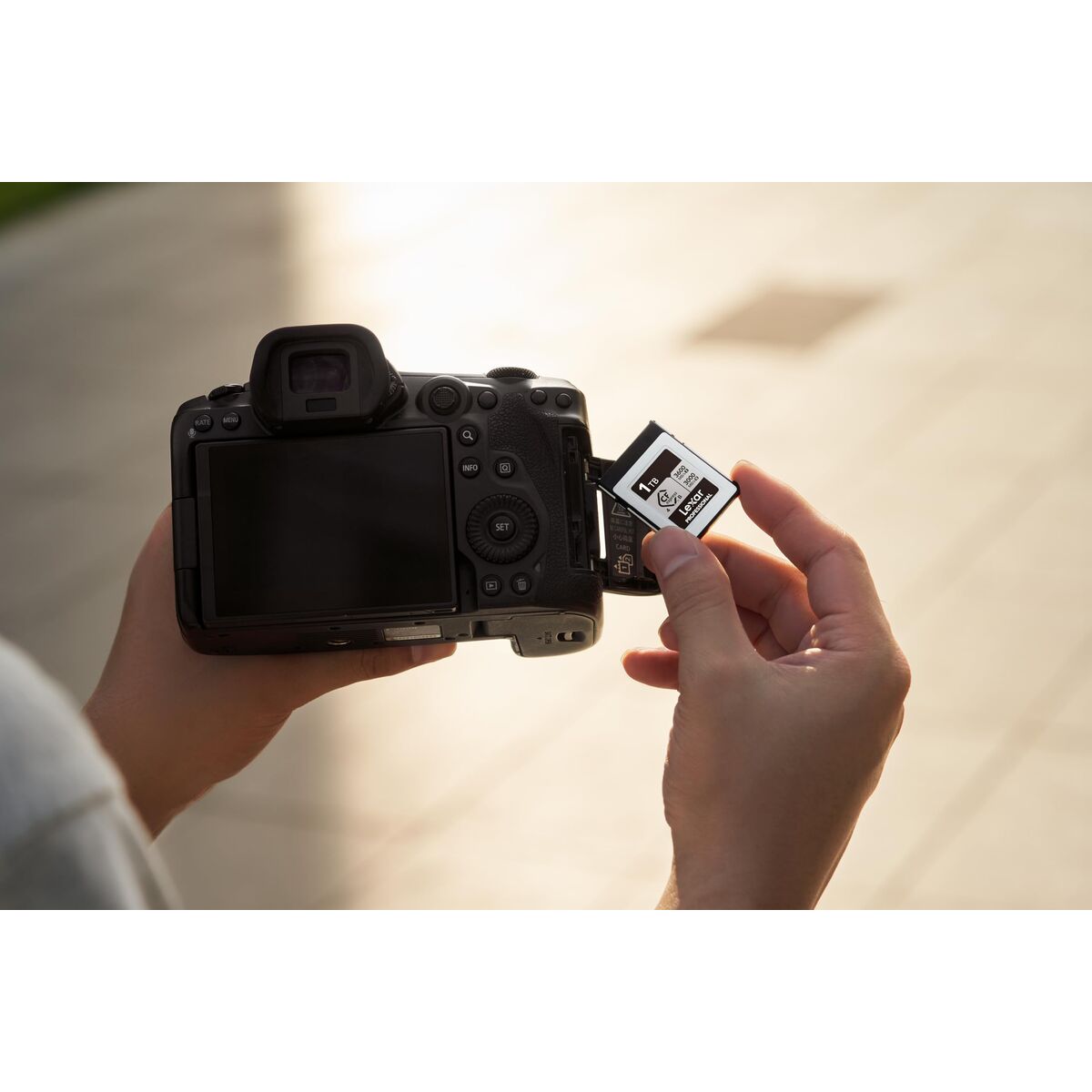 V3HA107789D04D6525F7099CA13222D958AR7591812P2