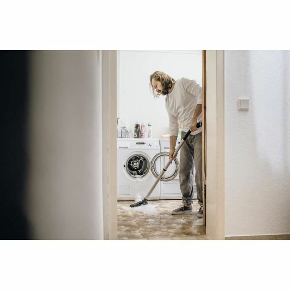 V7H4EA829946B1FEA262D1F9119344F49DDR6817065P3