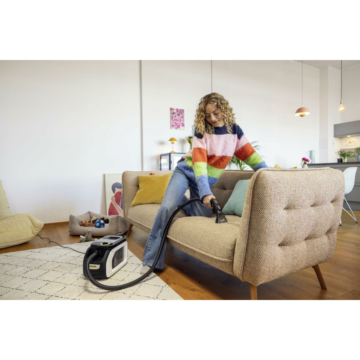 V2H842B29DFBA5AAE0582D901BF2B62B745R7490466P4