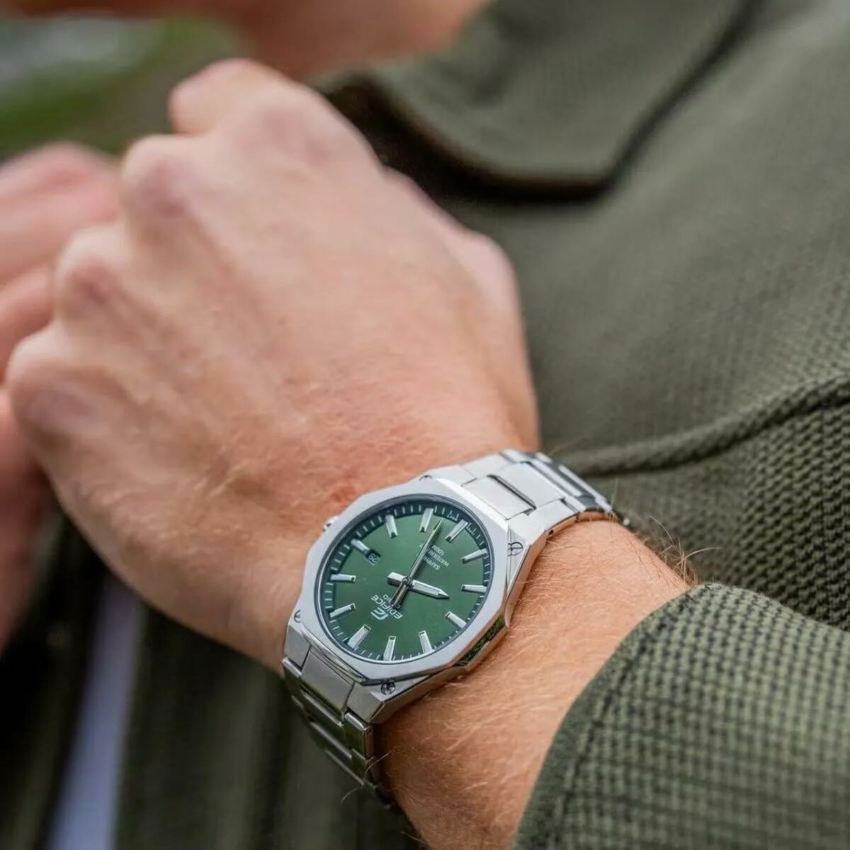 V4HD86FCE19DF4A43EAE49D8170DE4B438DR6950246P5