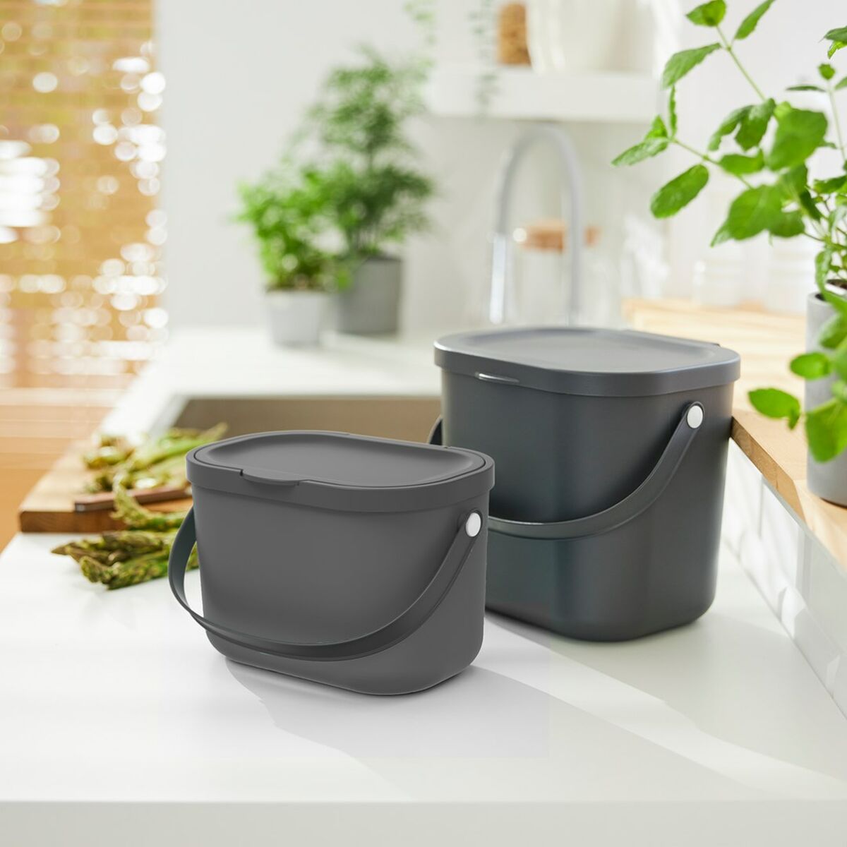 V4HFB8401FB6FF642B6096932EB5161A84ER4928357P3