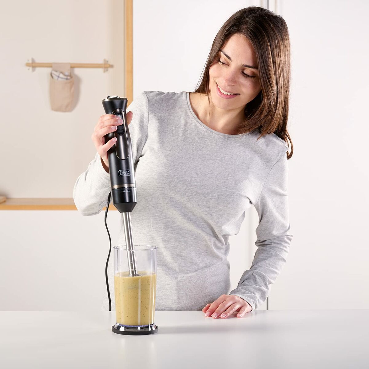 V6HB283DBAE2C8005861B778DECE3E32A7CR5825714P8