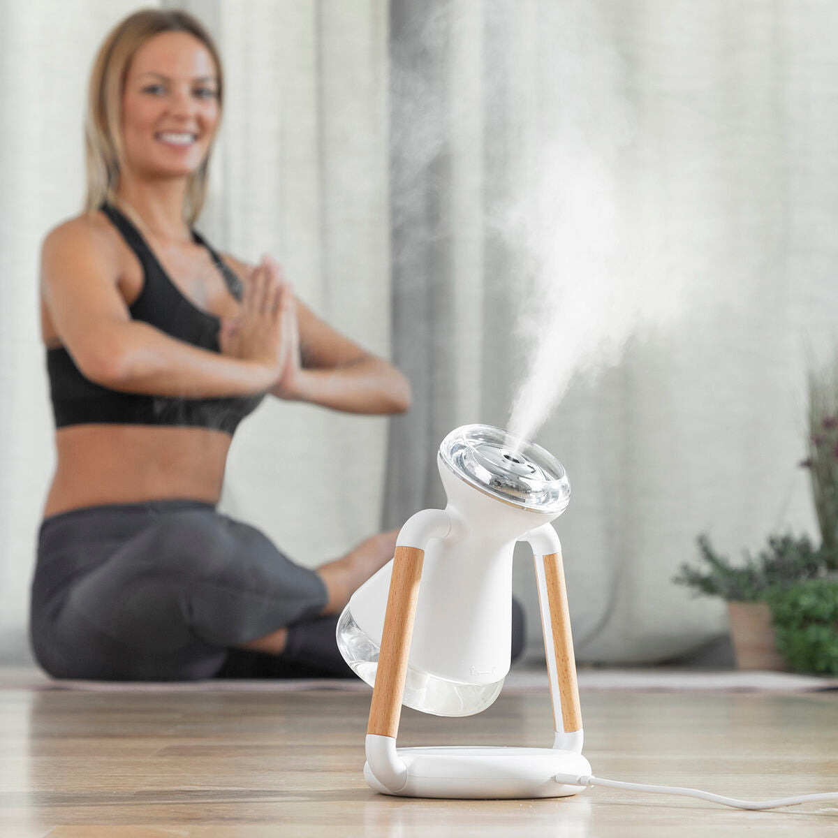 Humidificador Difusor de Aromas e Carregador Sem Fios 3 em 1 Misvolt InnovaGoods